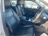 USED 2021 21 LAND ROVER RANGE ROVER EVOQUE 2.0 D165 SUV 5dr Diesel Manual FWD Euro 6 (s/s) (163 ps) A STUNNING ADDITION TO OUR HUGE SELECTION OF EVOQUES, FINISHED IN BEAUTIFUL METALLIC YULONG WHITE PAINT+JUST 1 OWNER FROM NEW+SERVICE HISTORY+DIESEL+LIGHT OYSTER MORZINE HEADLINING+FULL BLACK LEATHER INTERIOR+PARK ASSIST+CLIMATE CONTROL+17 INCH ALLOY WHEELS+1 FULL YEARS MOT PRIOR TO COLLECTION+CALL NOW TO ARRANGE A VIEWING+NOT TO BE MISSED!!!!!!!!!!!!!!!!!!!!!!!!!!!!!!!!!!!!