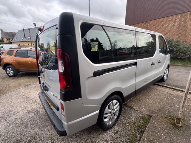 2016 Vauxhall Vivaro 1.6L null 5dr - Photo 7