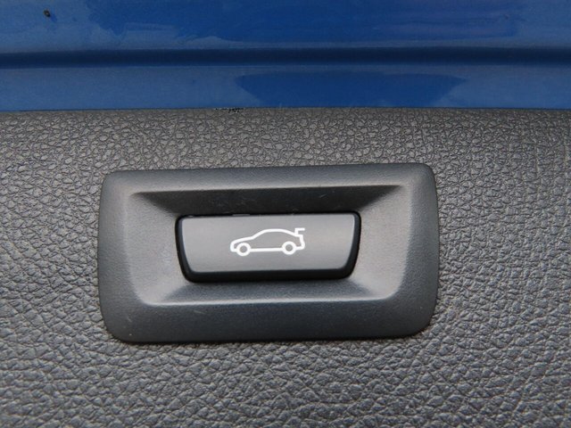 2014 BMW 3 SERIES - Photo 8