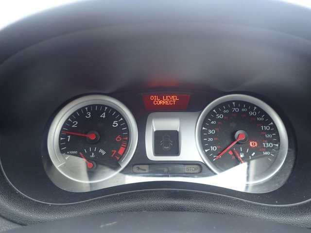 2010 RENAULT CLIO 1.2 Dynamique Hatchback 5dr Petrol Manual Euro 4 (75 ps) - Photo 7