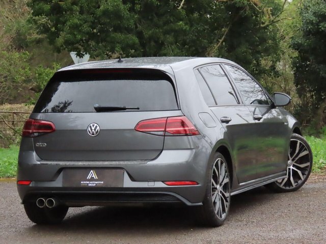 2017 VOLKSWAGEN GOLF - Photo 5