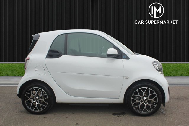 2022 SMART FORTWO - Photo 6