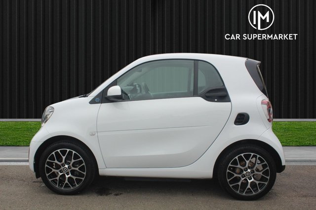 2022 SMART FORTWO - Photo 12