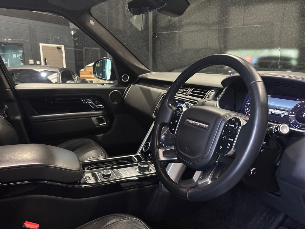 USED 2019 19 LAND ROVER RANGE ROVER 4.4 SD V8 Autobiography SUV 5dr Diesel Auto 4WD Euro 6 (s/s) (339 ps) SVO LIGURIAN SATIN|DEPLOYABLE STEPS