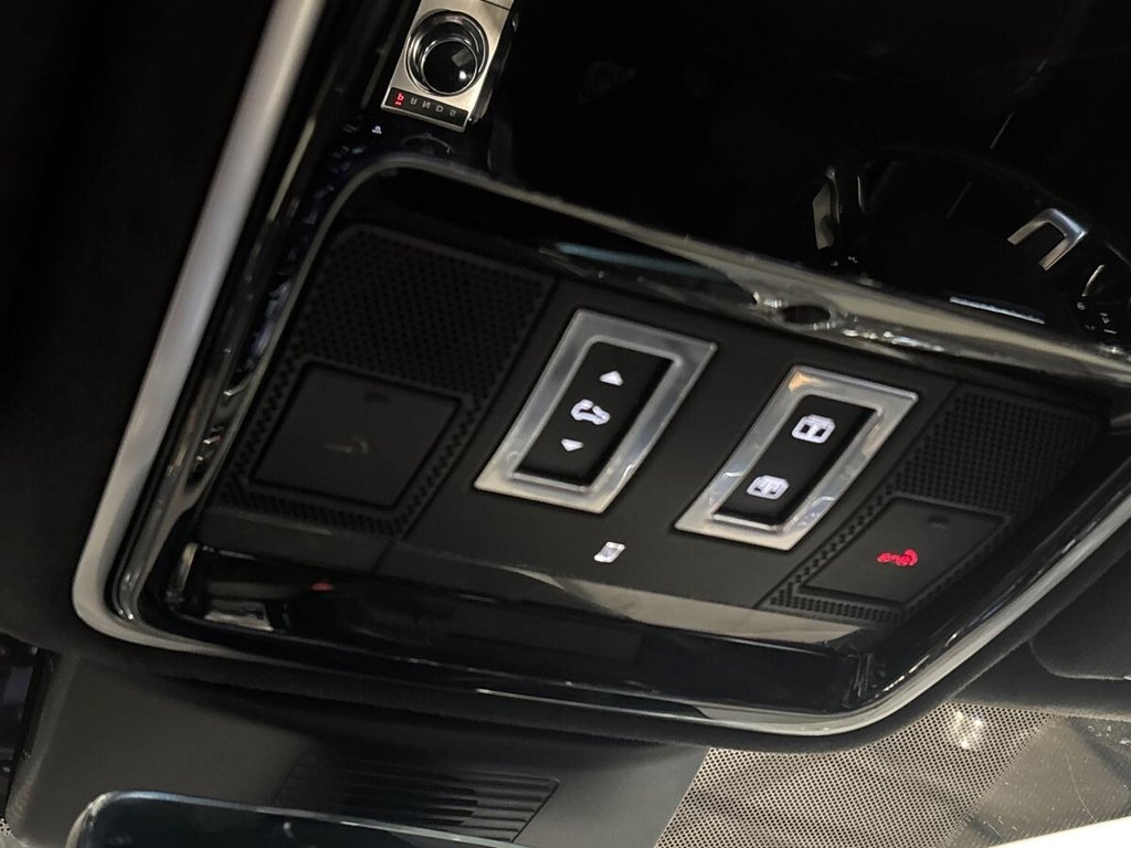 USED 2019 19 LAND ROVER RANGE ROVER 4.4 SD V8 Autobiography SUV 5dr Diesel Auto 4WD Euro 6 (s/s) (339 ps) SVO LIGURIAN SATIN|DEPLOYABLE STEPS