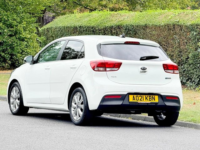 2021 KIA RIO 1.0 T-GDi MHEV 3 Hatchback 5dr Petrol Hybrid DCT Euro 6 (s/s) (118 bhp) - Photo 4