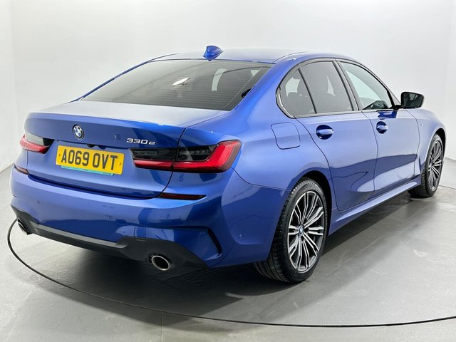2019 BMW 3 Series - Photo 8