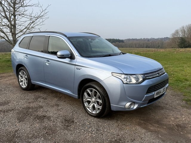 2015 MITSUBISHI OUTLANDER 2015 2.0h 12kWh GX3h SUV 5dr Petrol Plug-in Hybrid CVT 4WD Euro 5 (s/s) (200 ps) - Photo 2