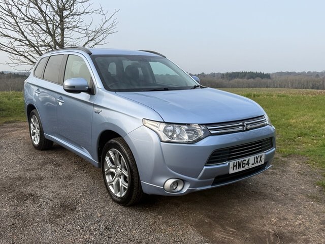 2015 OUTLANDER 2015 2.0H 12KWH GX3H SUV 5DR PETROL PLUG IN HYBRID CVT 4WD... photo