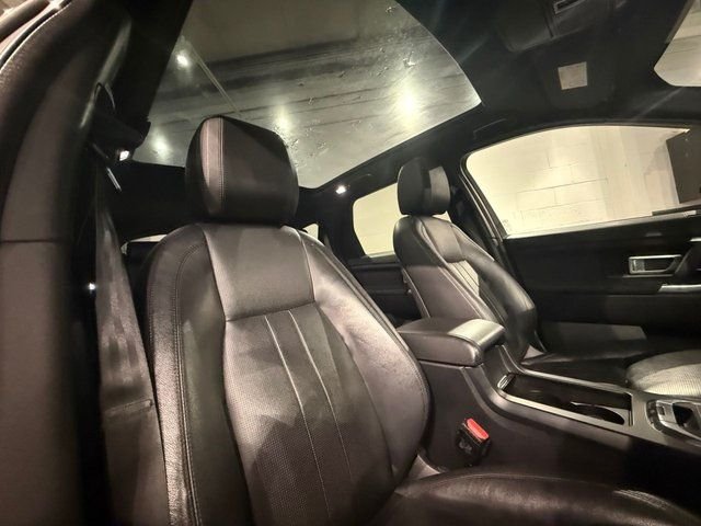 View our LAND ROVER DISCOVERY SPORT