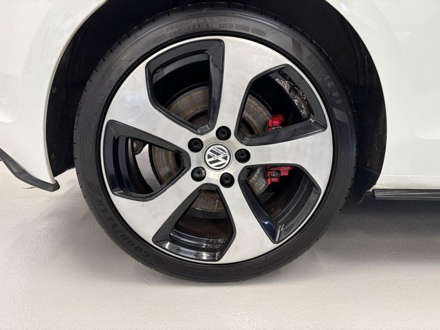 2014 Volkswagen Golf 2L GTI Performance 3dr - Photo 11