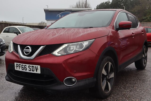 2016 NISSAN QASHQAI 1.5 dCi N-Connecta SUV 5dr Diesel Manual 2WD Euro 6 (s/s) (110 ps) - Photo 3