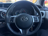 USED 2014 14 TOYOTA YARIS 1.5 VVT-h Icon Plus Hatchback 5dr Petrol Hybrid CVT Euro 5 (101 ps) 