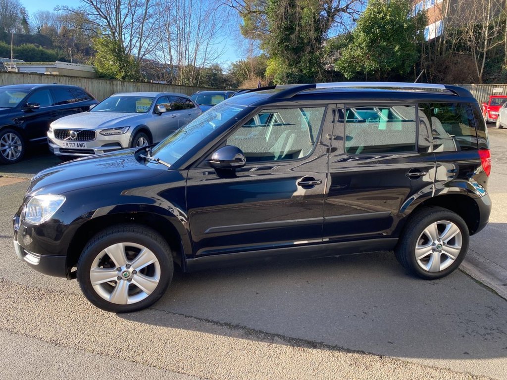 USED 2013 63 SKODA YETI 2.0 TDI SE Plus SUV 5dr Diesel Manual Euro 5 (110 ps) RECENT CAMBELT