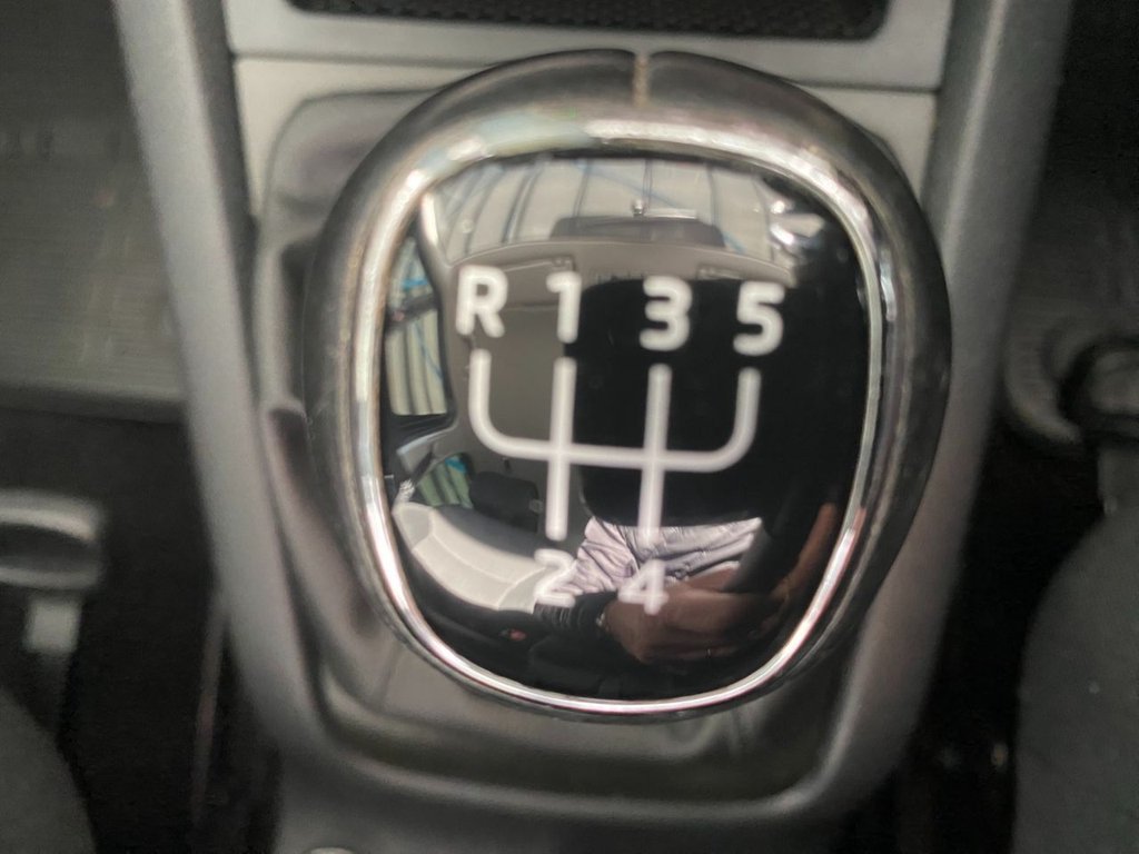 USED 2013 63 SKODA YETI 2.0 TDI SE Plus SUV 5dr Diesel Manual Euro 5 (110 ps) RECENT CAMBELT