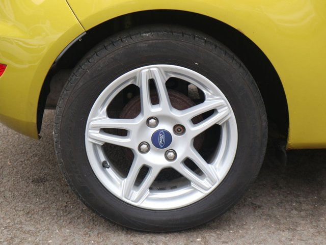 2013 Ford Fiesta 1.3L Zetec 3dr - Photo 8