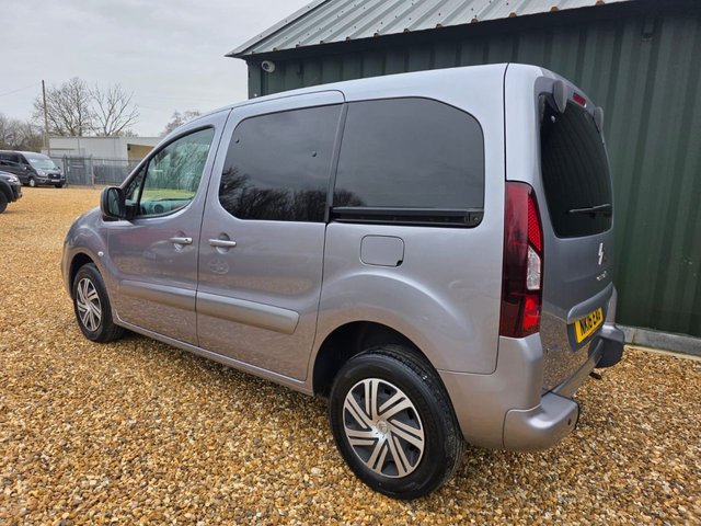 2016 CITROEN BERLINGO 1.6 BlueHDi Feel Edition Multispace MPV 5dr Diesel ETG6 Euro 6 (s/s) (100 ps) - Photo 5