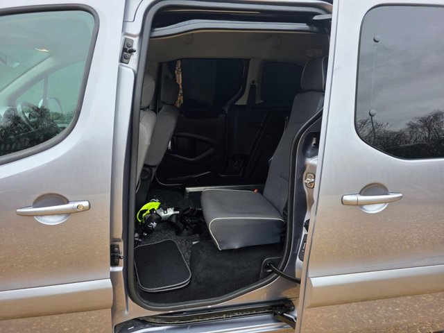 2016 CITROEN BERLINGO 1.6 BlueHDi Feel Edition Multispace MPV 5dr Diesel ETG6 Euro 6 (s/s) (100 ps) - Photo 12