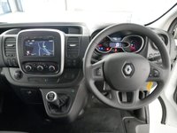 USED 2021 71 RENAULT TRAFIC 28 2.0 DCI 120 BHP SL BUSINESS PLUS + 1 OWNER | SAT NAV | AIR CON | BOTT RACKING