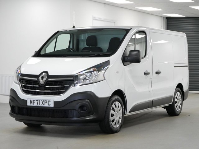 View our Renault Trafic 28 2.0 DCI 120 BHP SL BUSINESS PLUS +