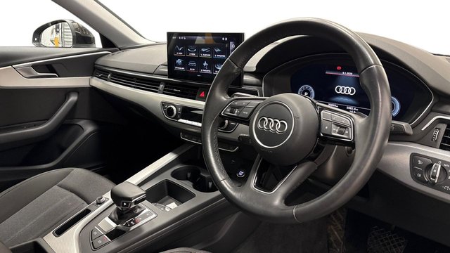 2023 AUDI A4 - Photo 6