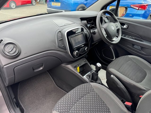 2018 Renault Captur 0.9L Dynamique Nav 5dr - Photo 4