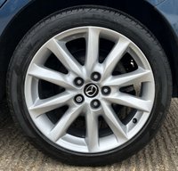 USED 2017 17 MAZDA MAZDA3 2.0 SKYACTIV-G Sport Nav Hatchback 5dr Petrol Manual Euro 6 (s/s) (121 ps) - SAT NAV - HEATED SEATS - REVERSE CAMERA - P/SENSORS - BLUETOOTH - CRUISE - HEADS UP DISPLAY