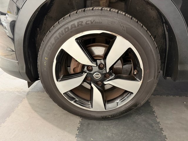 2016 NISSAN QASHQAI 1.5 dCi N-Connecta SUV 5dr Diesel Manual 2WD Euro 6 (s/s) (110 ps) - Photo 11