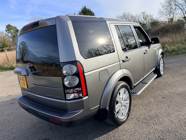 2011 Land Rover Discovery 4 3L Hse 5dr - Photo 10