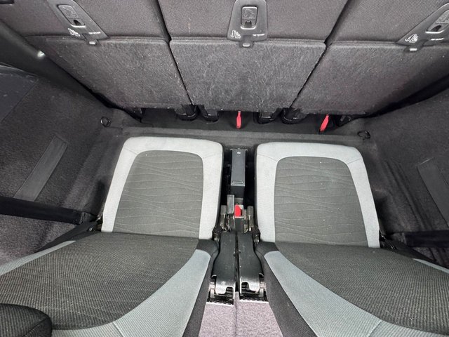 2015 Citroen Grand C4 Picasso 1.6L VTR+ 5dr - Photo 7