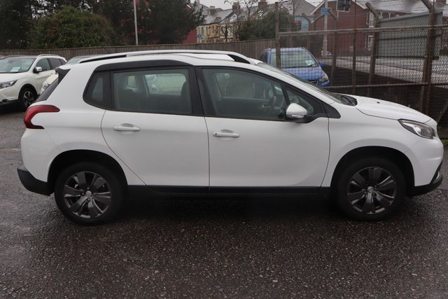 2018 PEUGEOT 2008 1.2 PureTech Active SUV 5dr Petrol Manual Euro 6 (82 ps) - Photo 6