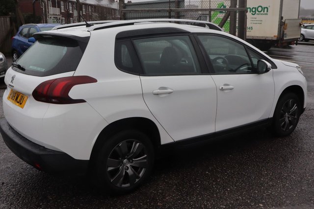 2018 PEUGEOT 2008 1.2 PureTech Active SUV 5dr Petrol Manual Euro 6 (82 ps) - Photo 7