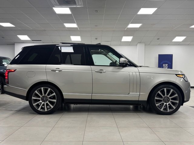 2017 Land Rover RANGE ROVER - Photo 4