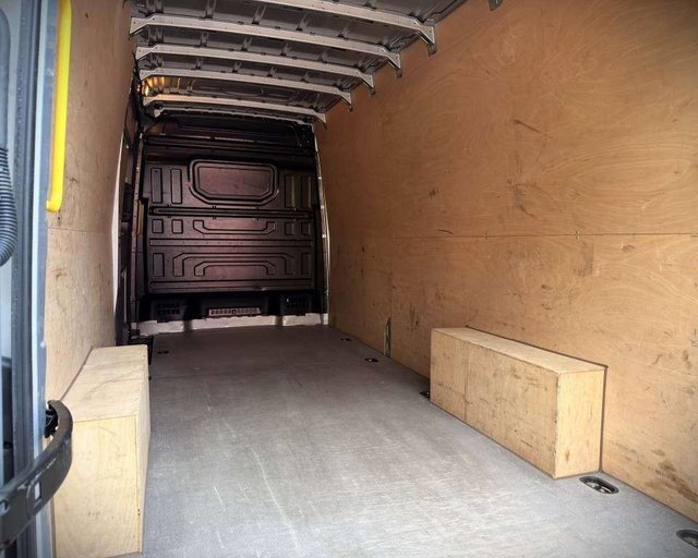 2024 Volkswagen Crafter 2L Trendline 5dr - Photo 11