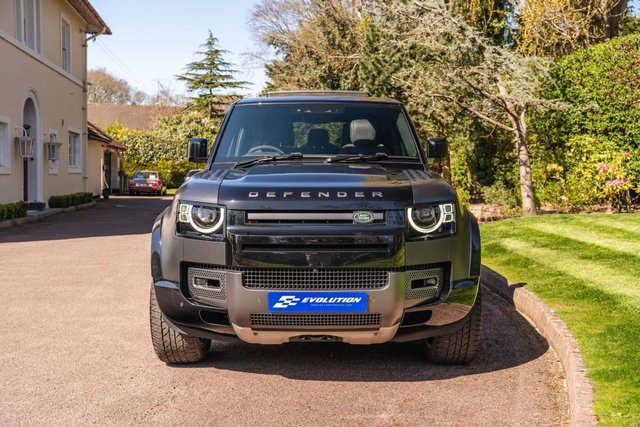 View our LAND ROVER DEFENDER