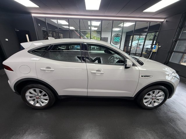 2018 JAGUAR E-PACE - Photo 5