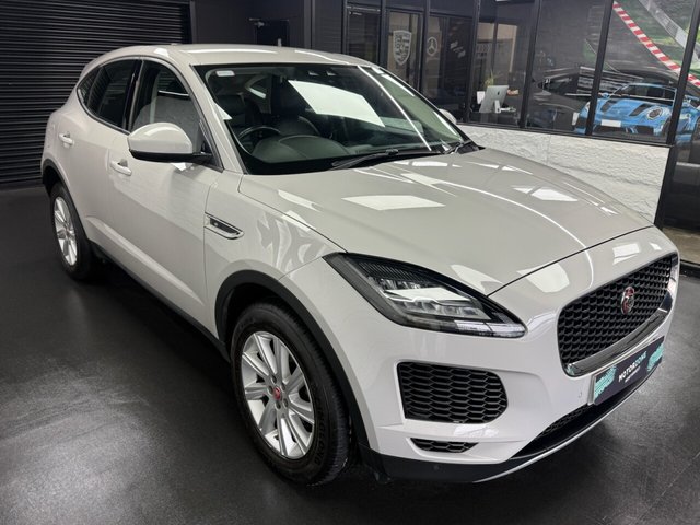 2018 JAGUAR E-PACE - Photo 8