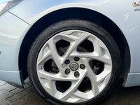 USED 2016 16 VAUXHALL INSIGNIA 1.6 CDTi SRi VX Line Nav Hatchback 5dr Diesel Manual Euro 6 (s/s) (136 ps) SAT-NAV*&pound;35 TAX*19"ALLOYS