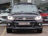 USED 2014 64 VOLKSWAGEN TIGUAN 2.0 TDI BlueMotion Tech R-Line SUV 5dr Diesel DSG 4WD Euro 5 (s/s) (Nav) (177 ps) MASSIVE SPECIFICATION