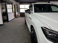 USED 2022 22 VOLKSWAGEN TOUAREG 3.0 TDI V6 Black Edition SUV 5dr Diesel Tiptronic 4Motion Euro 6 (s/s) (286 ps) + CARPLAY/ANDROID AUTO +