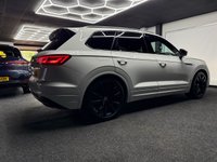 USED 2022 22 VOLKSWAGEN TOUAREG 3.0 TDI V6 Black Edition SUV 5dr Diesel Tiptronic 4Motion Euro 6 (s/s) (286 ps) + CARPLAY/ANDROID AUTO +