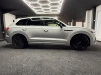 USED 2022 22 VOLKSWAGEN TOUAREG 3.0 TDI V6 Black Edition SUV 5dr Diesel Tiptronic 4Motion Euro 6 (s/s) (286 ps) + CARPLAY/ANDROID AUTO +