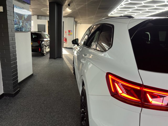 2022 VOLKSWAGEN TOUAREG - Photo 10