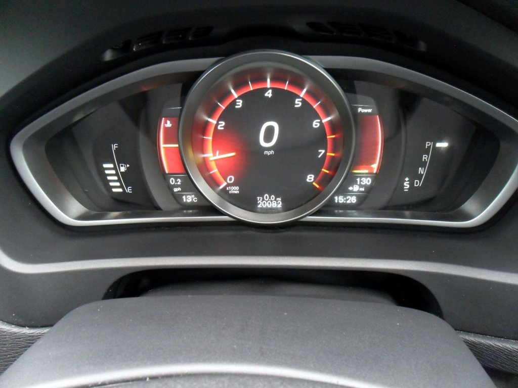 USED 2019 19 VOLVO V40 1.5 T2 R-Design Edition Hatchback 5dr Petrol Auto Euro 6 (s/s) (122 ps) Heated Leather Rear Camera DAB