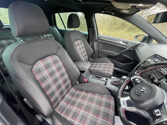 2018 VOLKSWAGEN GOLF - Photo 11