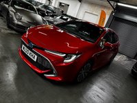 USED 2020 20 TOYOTA COROLLA 2.0 VVT-h Excel Touring Sports 5dr Petrol Hybrid CVT Euro 6 (s/s) (184 ps) 2020 TOYOTA COROLLA 2.0 VVT-H EXCEL TOURING SPORTS CVT AUTO - PETROL / HYBRID - 6 TOYOTA SERVICES TO 15K MLES - 1 PREVIOUS KEEEPER - FULL LEATHER - SAT NAV - HEATED SEATS - PRIVACY GLASS - REVERSE CAMERA