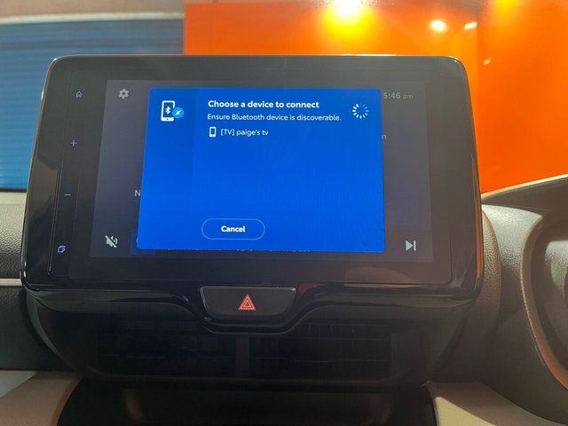 2022 TOYOTA YARIS 1.5 VVT-h Excel Hatchback 5dr Petrol Hybrid E-CVT Euro 6 (s/s) (116 ps) Parking Pack. Camera. Privacy. - Photo 8