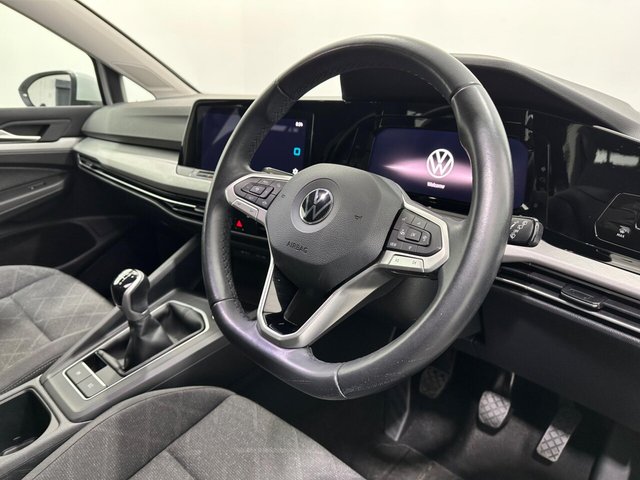 2022 Volkswagen Golf - Photo 10