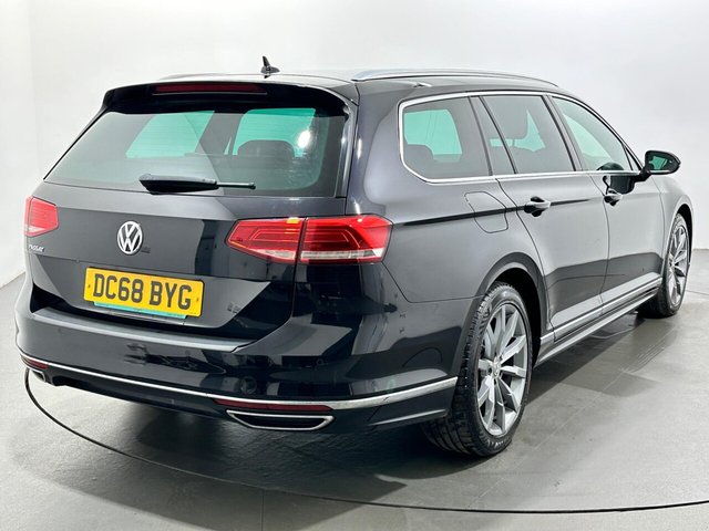 2018 Volkswagen Passat - Photo 8