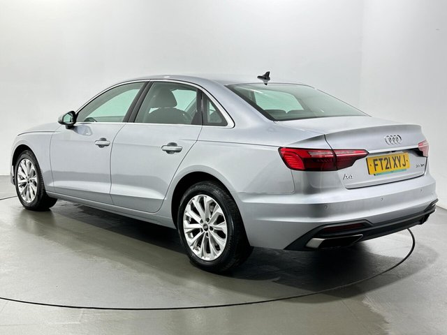 2021 Audi A4 - Photo 6